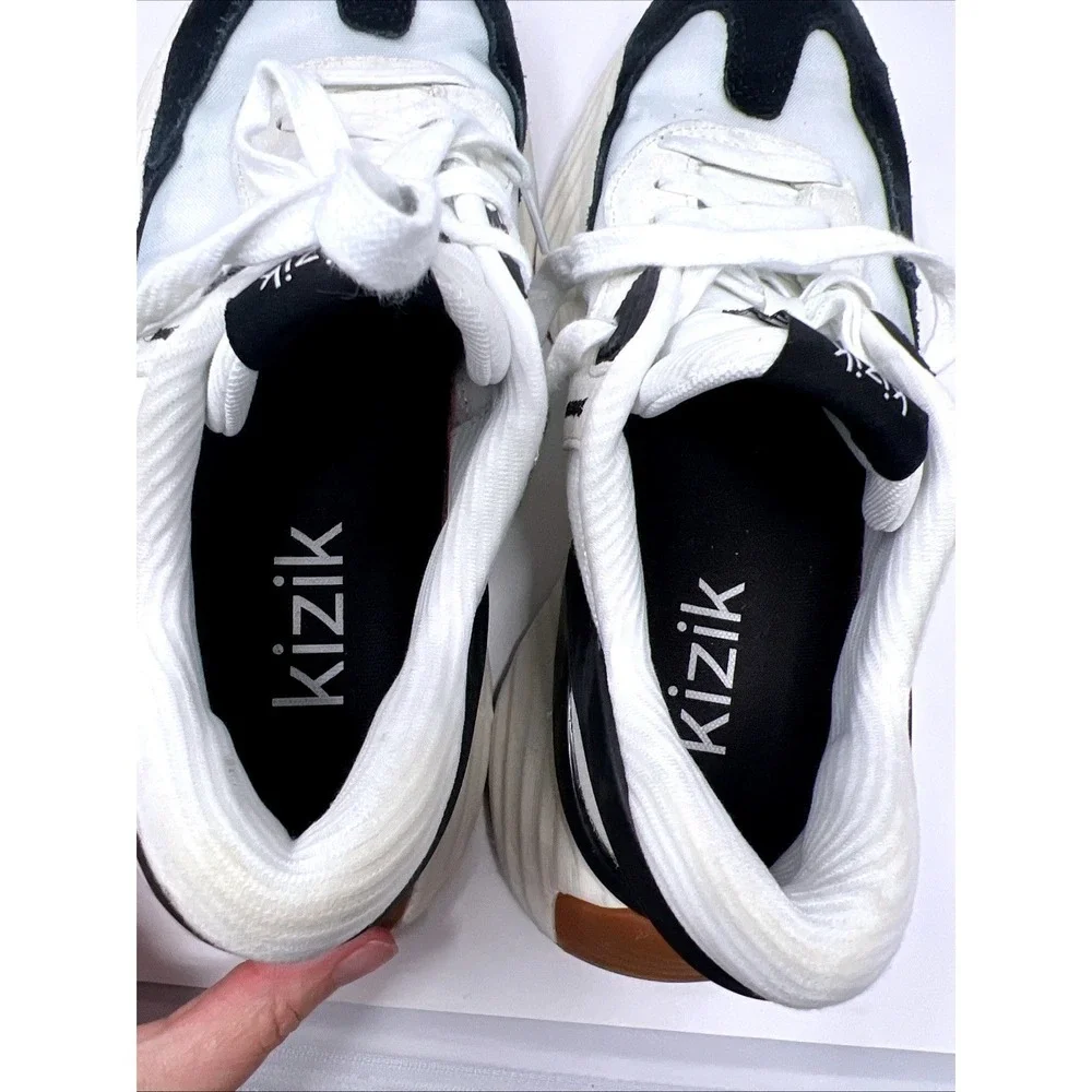 Kizik Monaco White/Black Hands-Free Slip in/on Shoes Womens size 8 Walking Retro